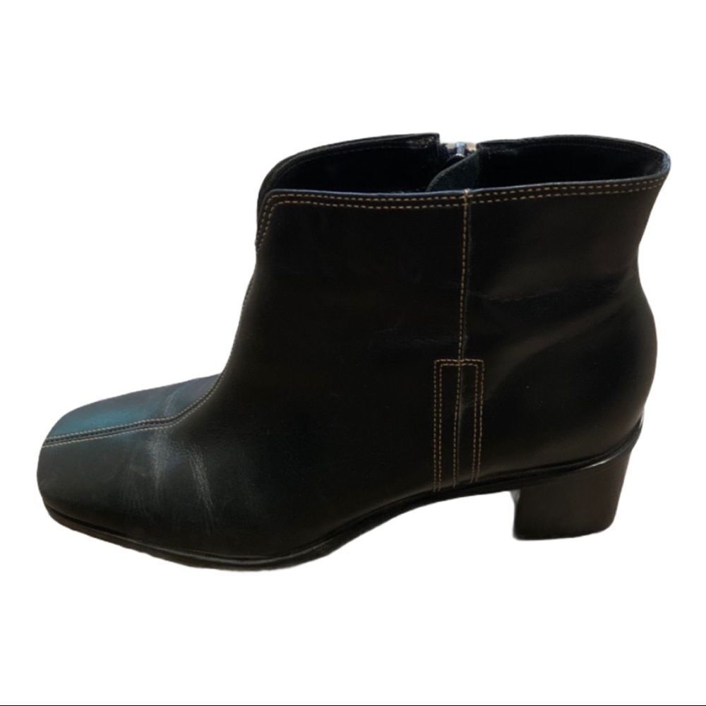 Bass Black Leather Boots 7M